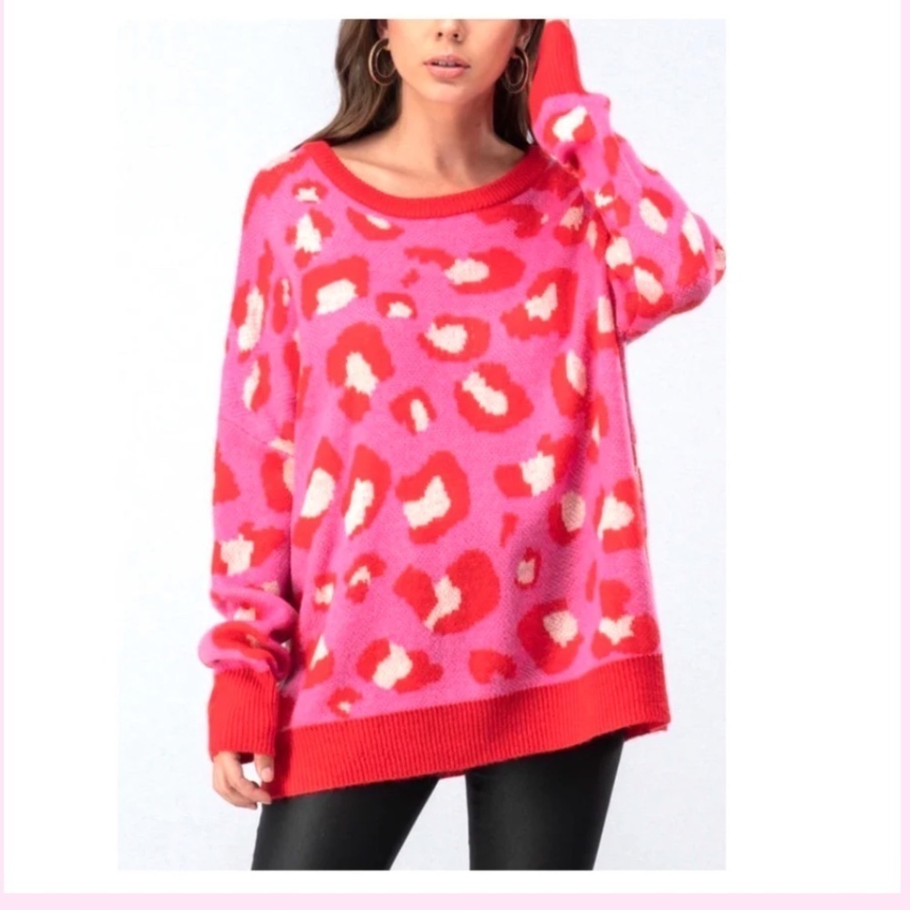 EUC Free As A Bird Bright Leopard Print Oversized Sweater Size Large